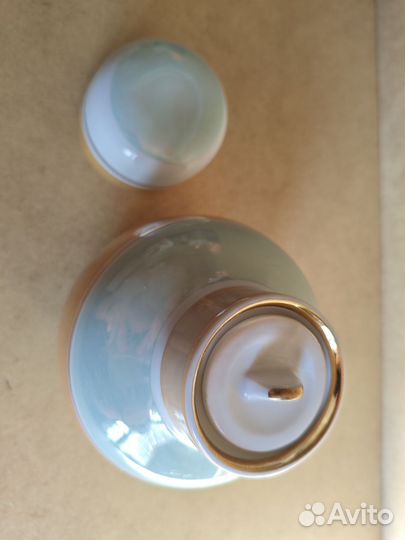 Винтажная фарфоровая чайница Дулево