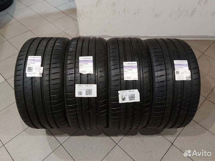 Michelin Pilot Sport 4 S 275/30 R20 и 245/35 R20