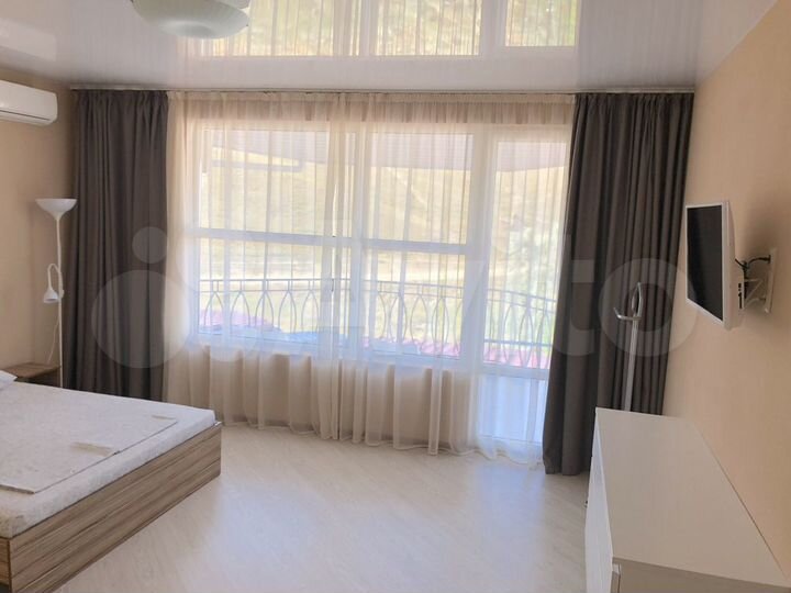 2-к. квартира, 50 м², 3/3 эт.