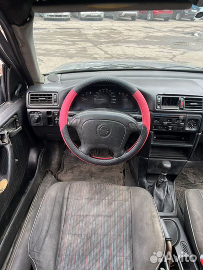 Opel Vectra 1.8 МТ, 1993, 221 000 км