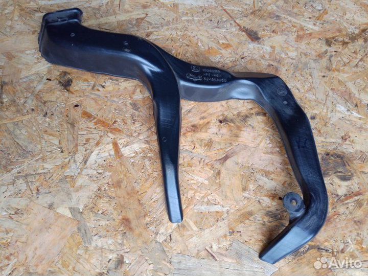 Воздуховод салона Opel Astra J седан 1.6 бензин