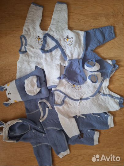 Набор одежды для новорожденного