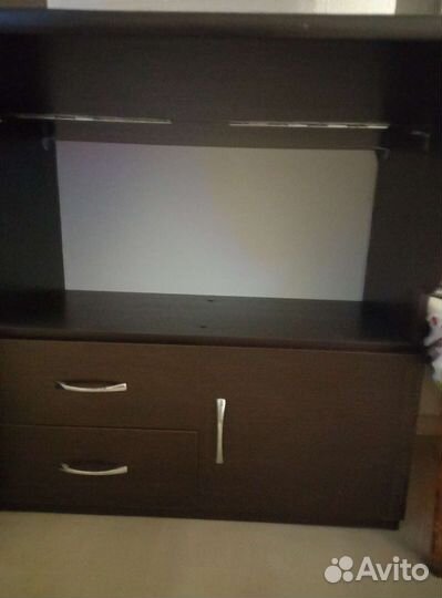 Письменный стол