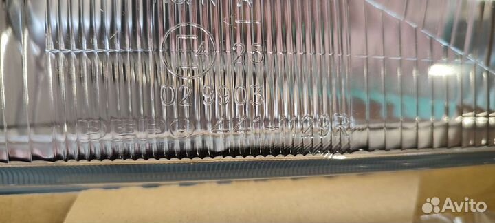 Фара передняя правая на VW transporter T4