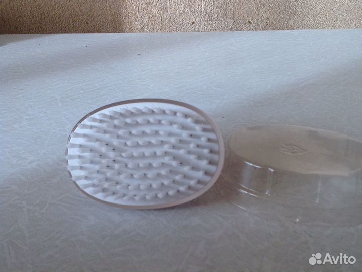 Щётка для одежды philips