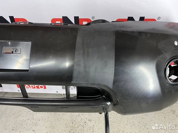 Бампер перед Ниссан Патрол Y62 2010-14 Оригинал