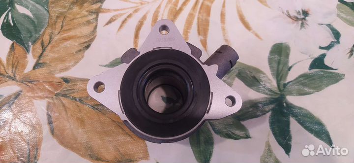 Продам выжимной подшипник на форд транзит