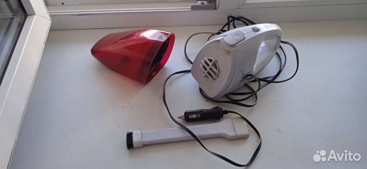 Автомобильный пылесос