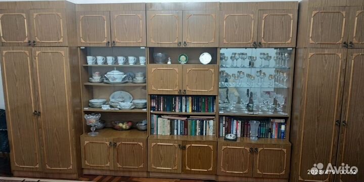 Стенка в гостиную
