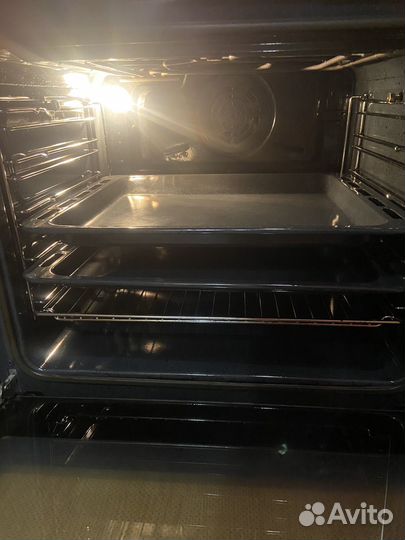 Духовой шкаф