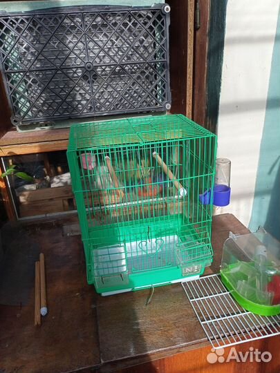 Клетка для канарейки или попугая