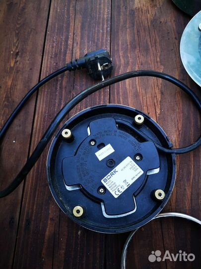 Чайник электрический Bork на запчасти