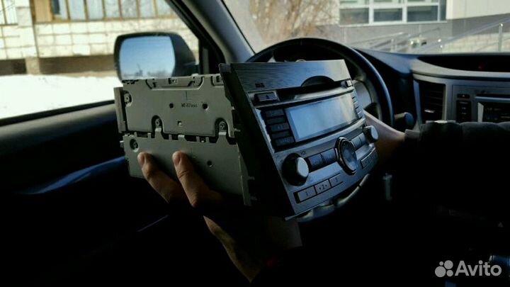 Штатная магнитола Subaru Legacy или Outback 2011