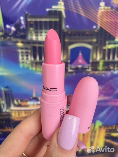 Помада + карандаш -помада 2в1