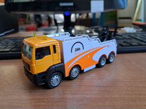 Модель грузового эвакуатора желтого Loyal Bright 1