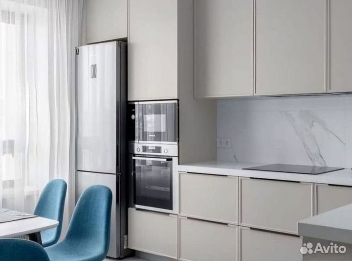 Большая угловая кухня