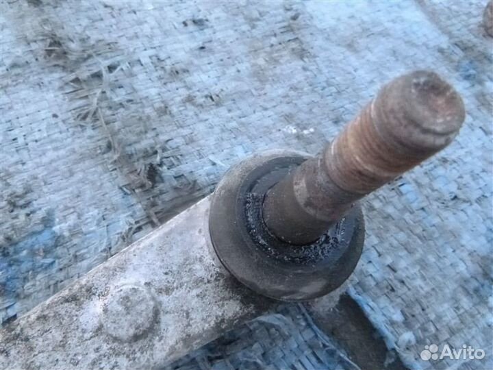 Рычаг задний Lexus Ls600H UVF45 2urfse 2007