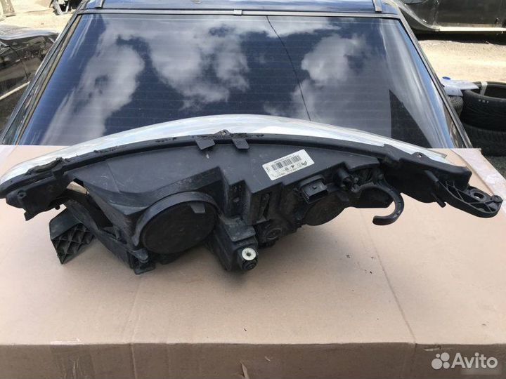 Фара правая Citroen C4