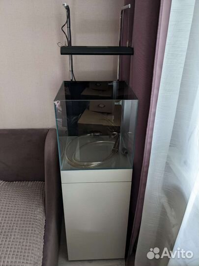 Аквариум 64 л. Optiwhite с тумбой и оборудованием