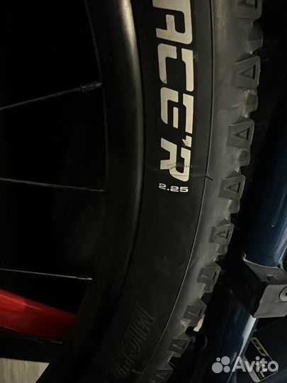 Велосипед GT avalanche comp 29