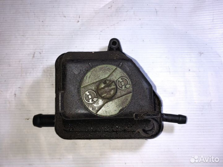 Бачок гур гольф 4 бора