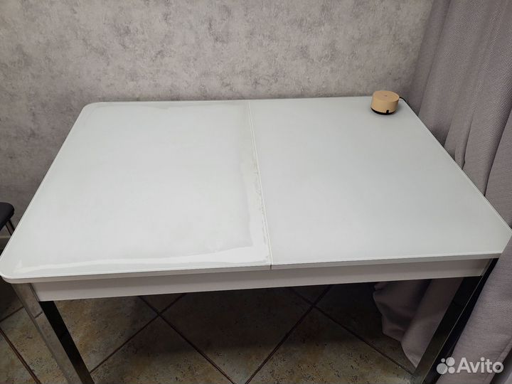 Кухонный стол