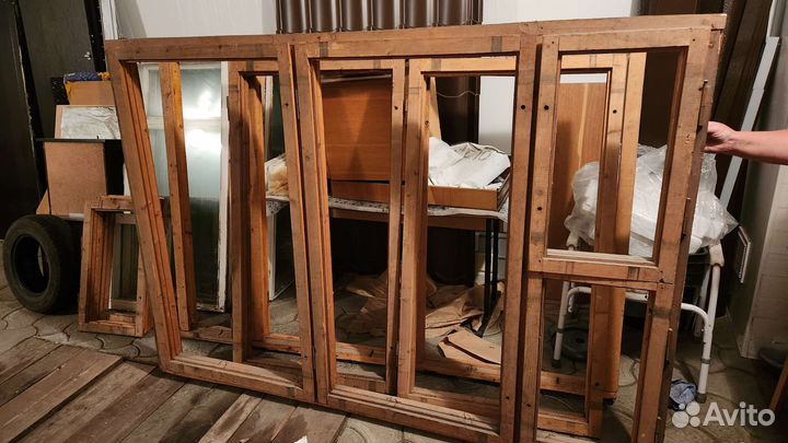 Деревянная оконная рама бу