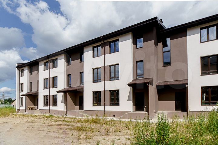 Таунхаус 164,6 м² на участке 1,2 сот.