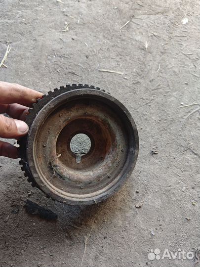 Шкив коленвала на ваз 2110