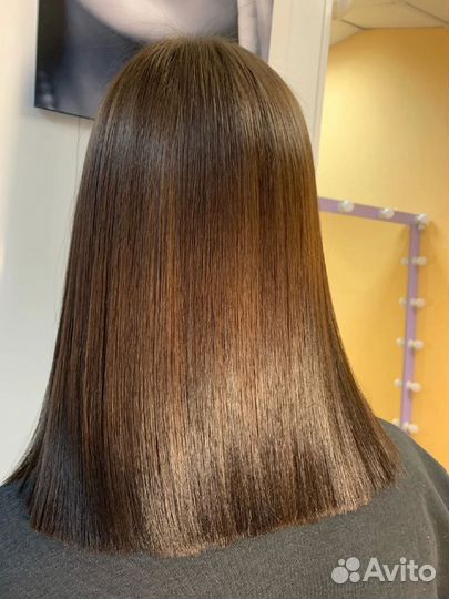 Кератиновое выпрямление волос