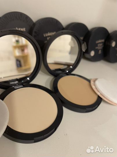 Матирующая пудра с сатиновым финишем lumene