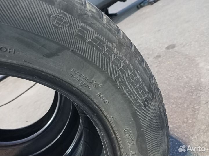 Michelin Latitude Tour HP 215/70 R16 100H