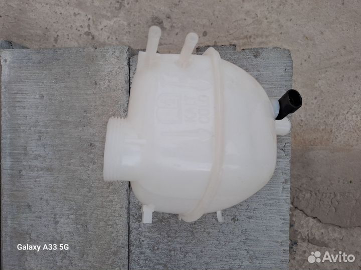 Расширительный бачок Вектра С