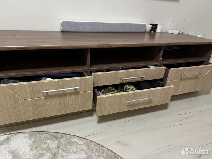 Тумба под телевизор