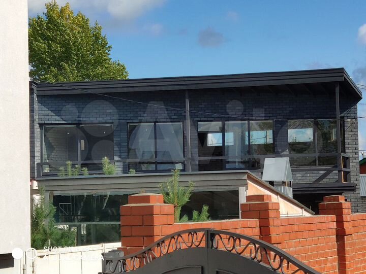 Коттедж 196 м² на участке 3,4 сот.