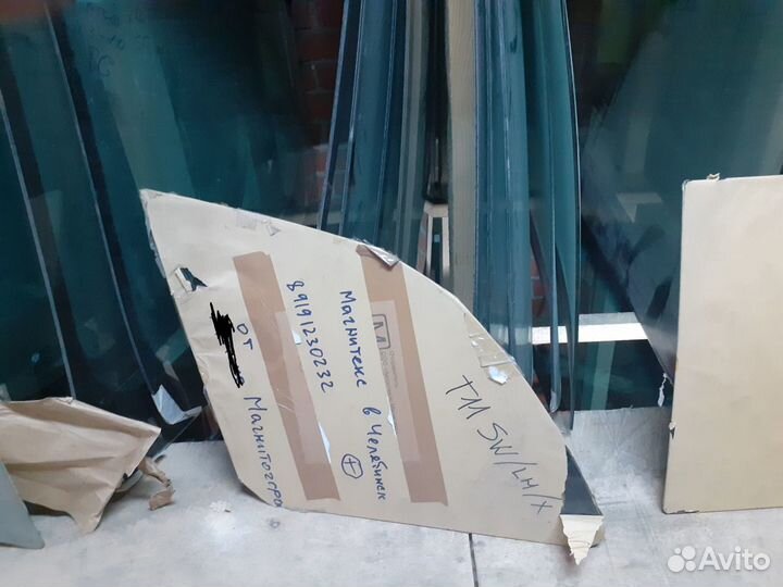 Стекло левое заднее на Chery Tiggo