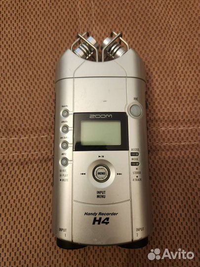 Цифровой рекордер Zoom H4