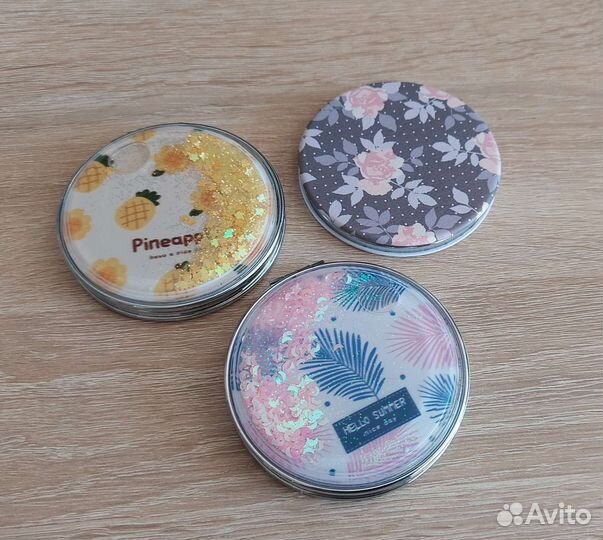 Карманное зеркало