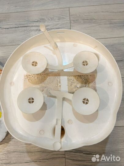 Принадлежности для купания малыша