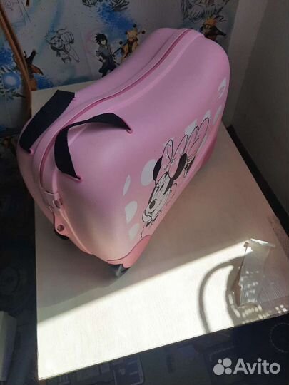 Дорожный чемодан