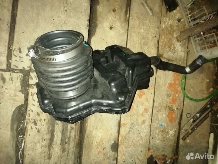 Корпус воздушного фильтра с гофрой