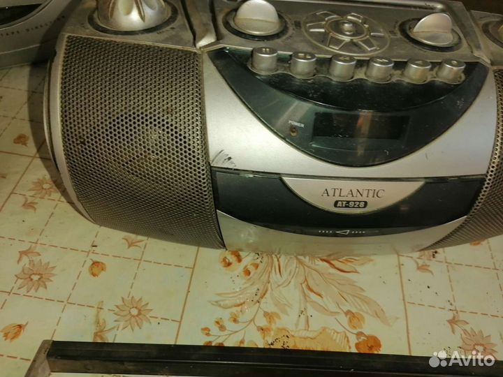 Приемники б.у и магнитофоны