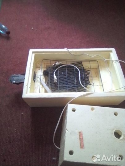 Продам инкубатор