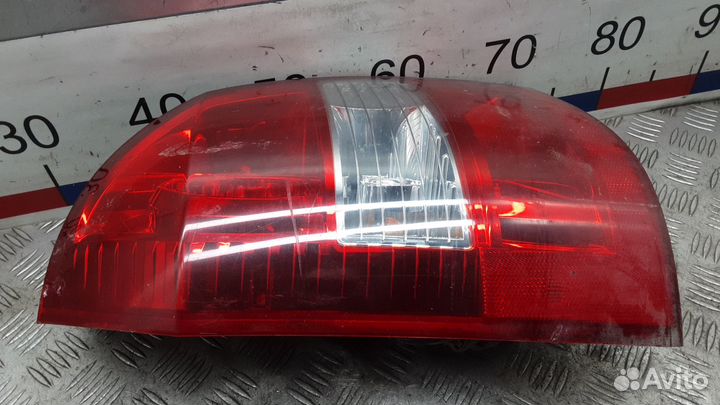 Фонарь Hyundai Tucson 1 (2004-2009)