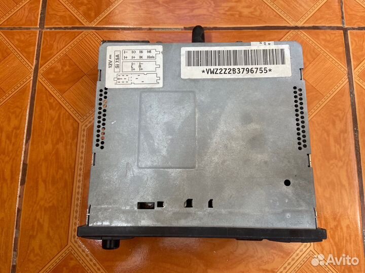 Штатная магнитола Volkswagen Golf 4