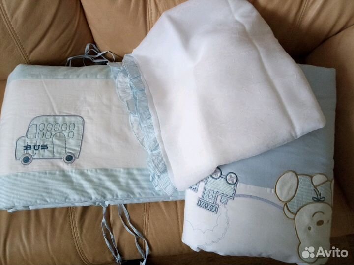 Комплект постельного белья в кроватку