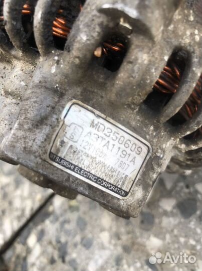 Генератор Pajero 2