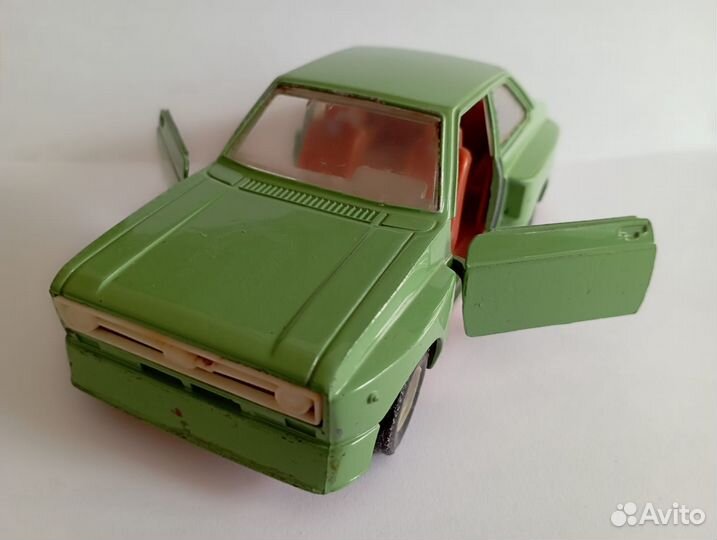 Модель ford escort RS 1800