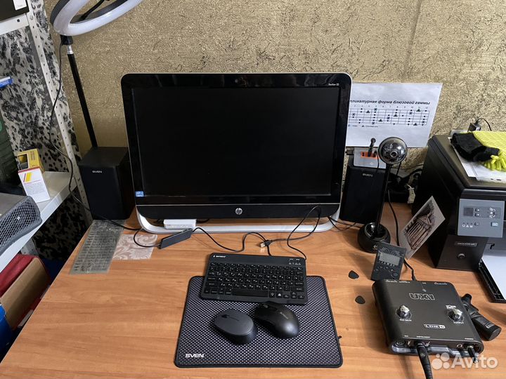 Моноблок HP Pavilion 23 AIO PC