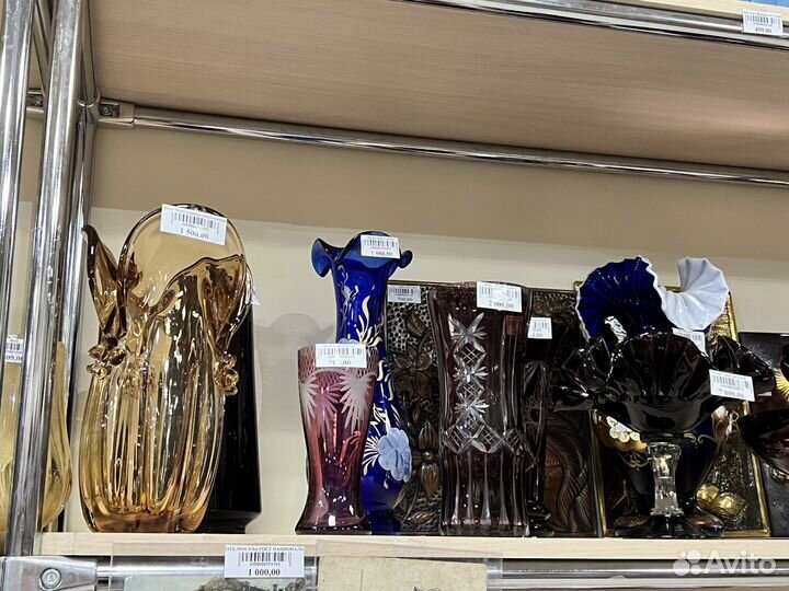 Ваза хрустальная, цветное стекло